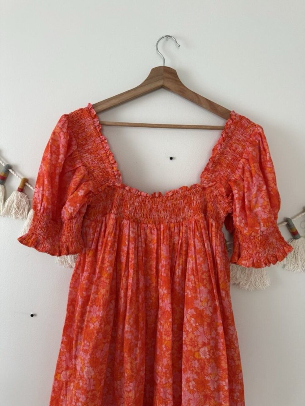 Lovers + Friends Reston Mitzy Ditsy Floral Smocked Mini Dress Orange Feminine M - Picture 10 of 11